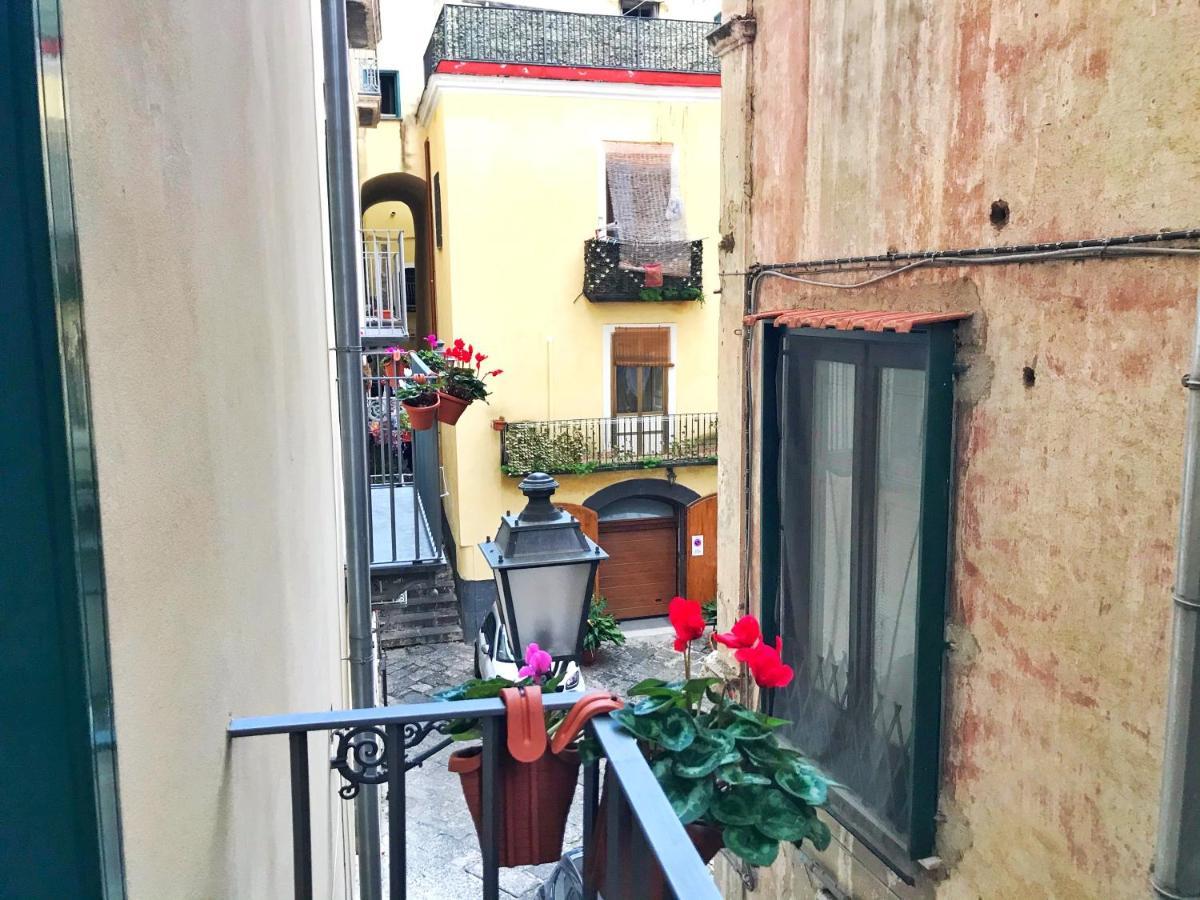 B&B Salerno In Centro Екстер'єр фото